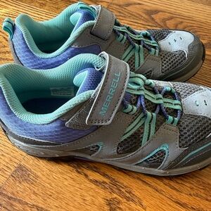 Merrell Kids Gray & Teal Water/Trail Shoes size 4.5